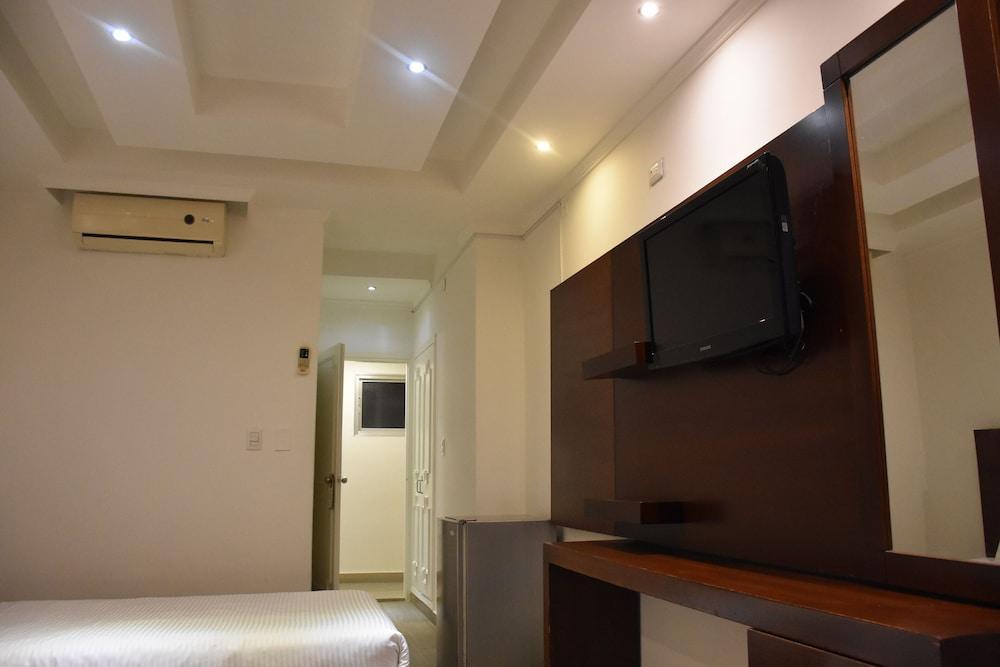 Le Marly Hotel 3*
