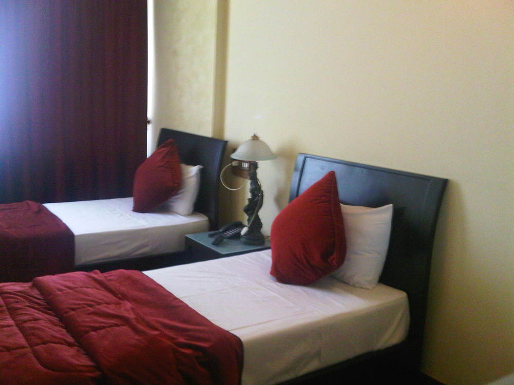 Le Marly Hotel