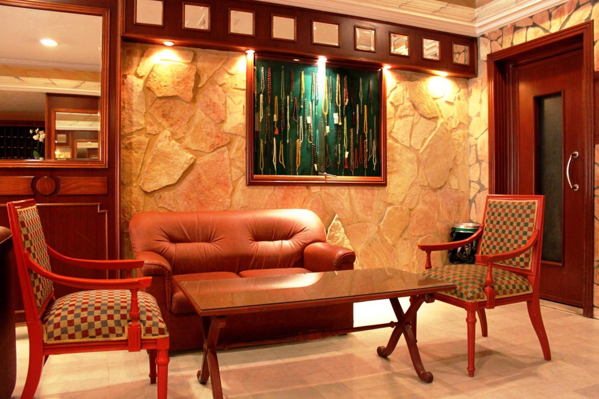 Le Marly Hotel