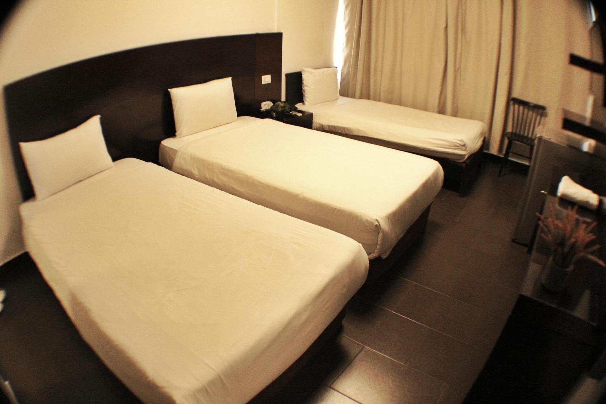 Le Marly Hotel 3*