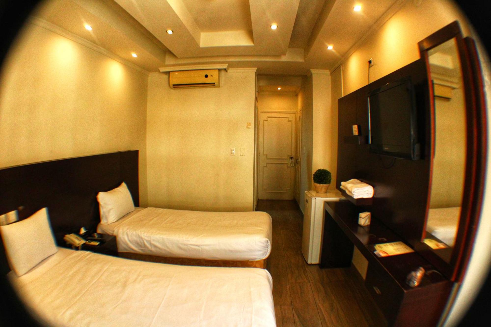 Le Marly Hotel