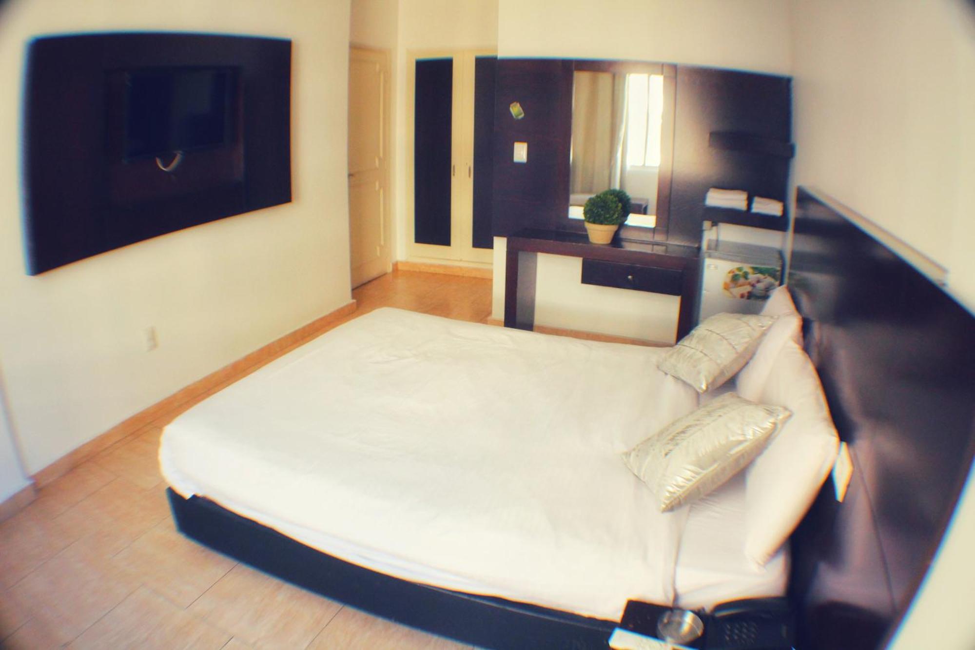 Hotel Le Marly